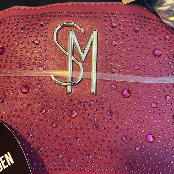 STEVE MADDEN - Picture 5 of 12